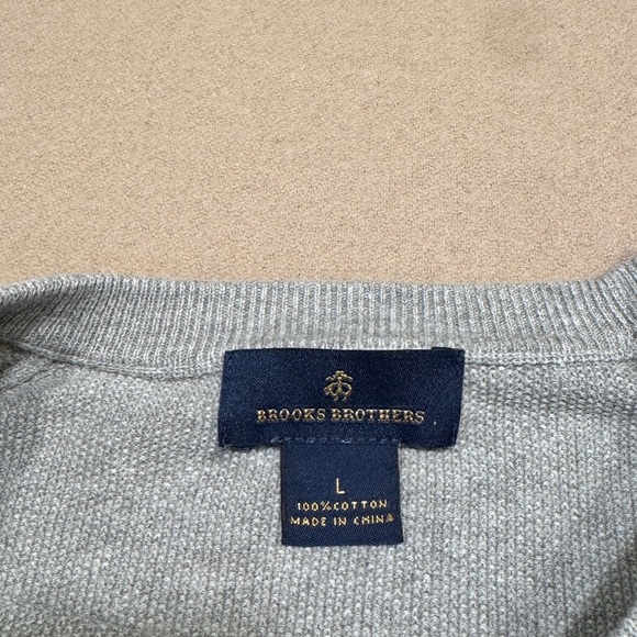Brooks Brothers Gray Long Sleeve lightweight waffle sweater - Picture 3 of 3